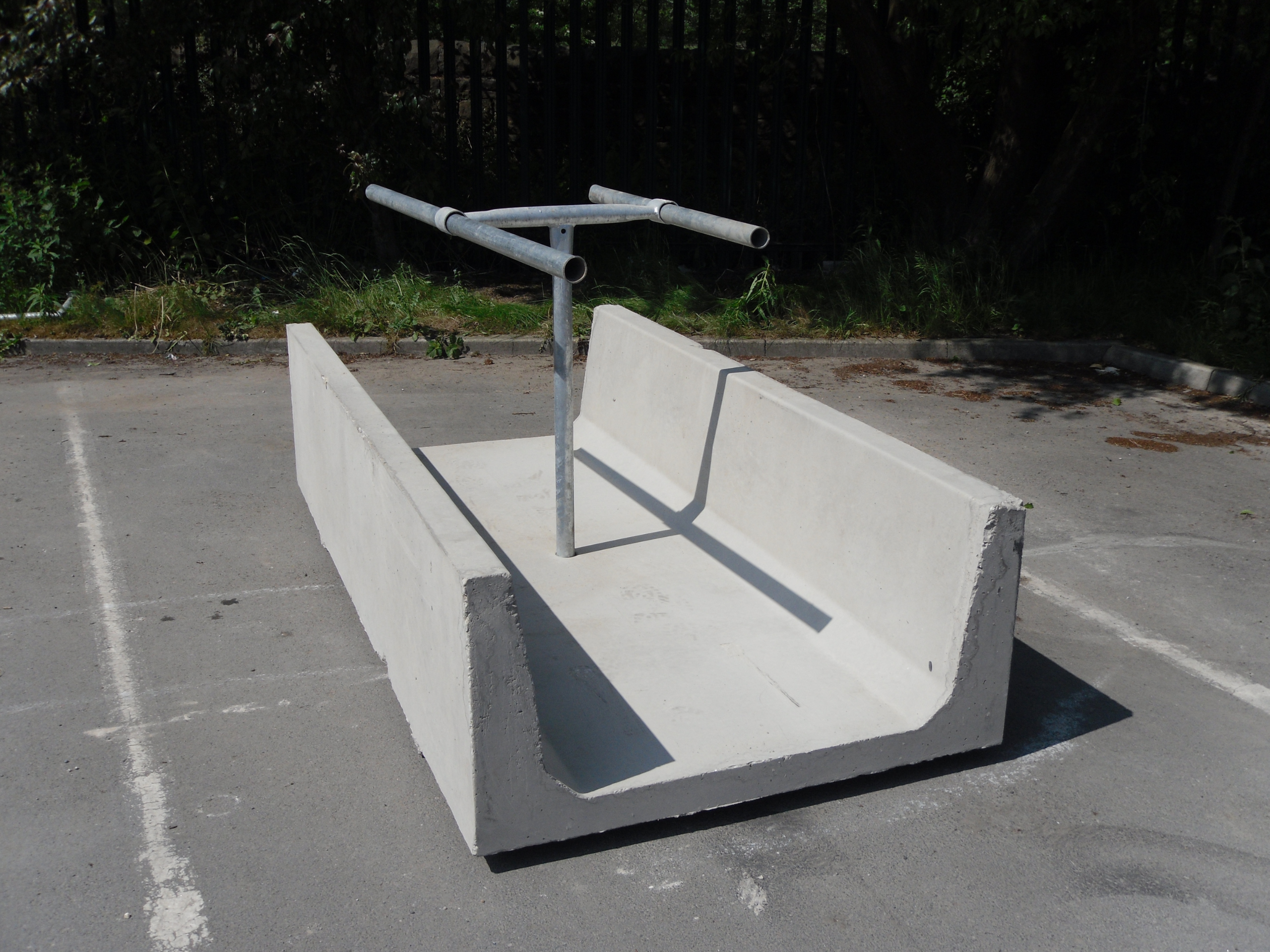 Feed Troughs