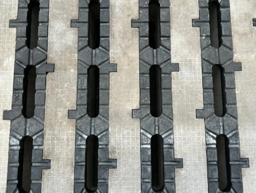 Hybrid slats f43008e1